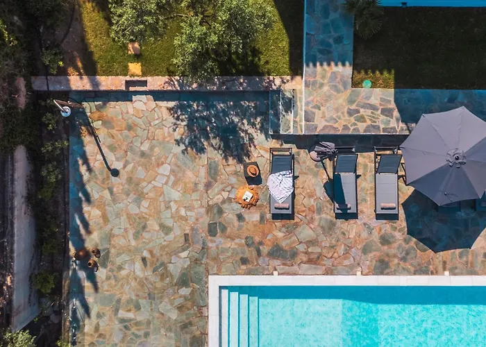 Dimelli Luxury Ermioni